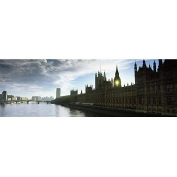 Panoramic Images PPI138062L Houses of Parliament at the waterfront Thames River London England Poster Print by Panoramic Images - 36 x 12