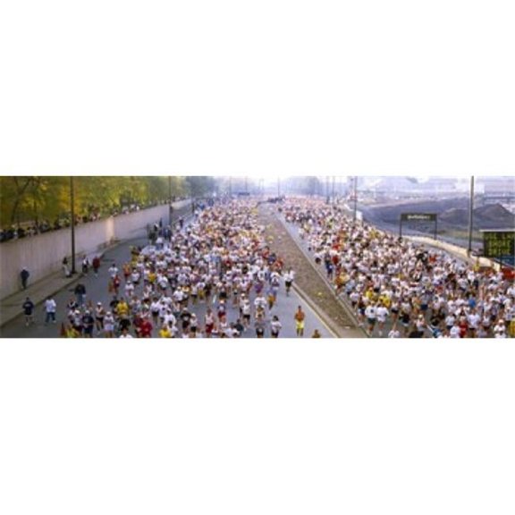Panoramic Images PPI120756L Crowd running in a marathon Chicago Marathon Chicago Illinois USA Poster Print by Panoramic Images - 36 x 12
