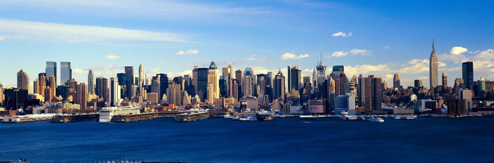Panoramic view of Empire State Building and Manhattan NY skyline with Hudson River and harbor shot from Weehawken NJ Canvas Art - Panoramic Images (36 x 12)