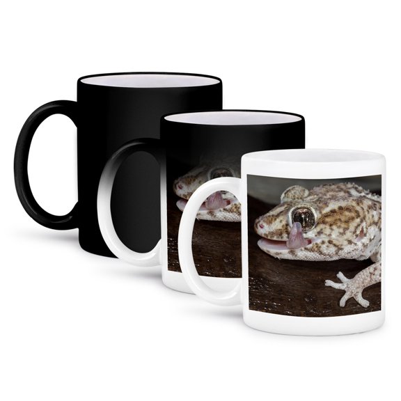 3drose, Panther or Ocelot Gecko, Paroedura Pictus, Licking Eye., 11oz Magic Transforming Mug