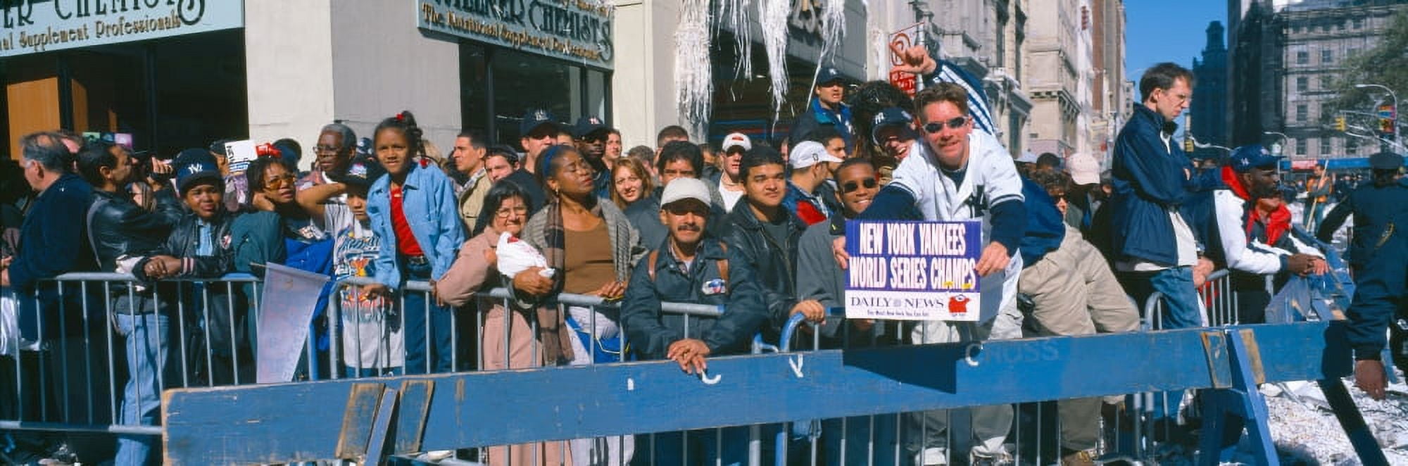 Parade for 1998 World Series Champions NY Yankees New York Canvas Art - Panoramic Images (27 x 9)