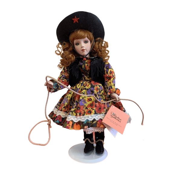 Paradise Galleries Musical Collector Doll Plays "Oh Susannah" by Cindy Shafer 14 Inch