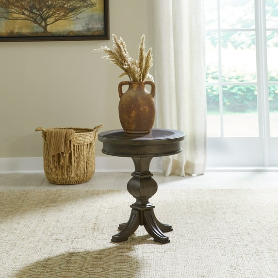 Paradise Valley Round Chairside Table in Brown
