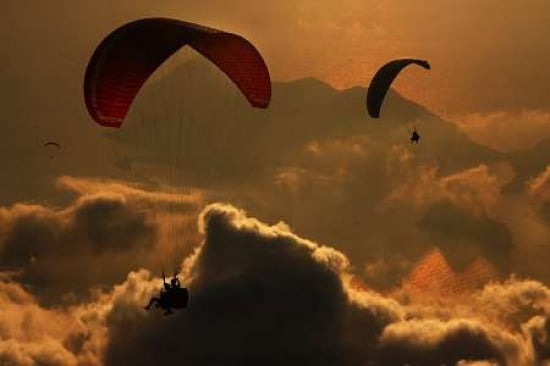 Paragliding Canvas Art - Yavuz Sariyildiz (20 x 28)