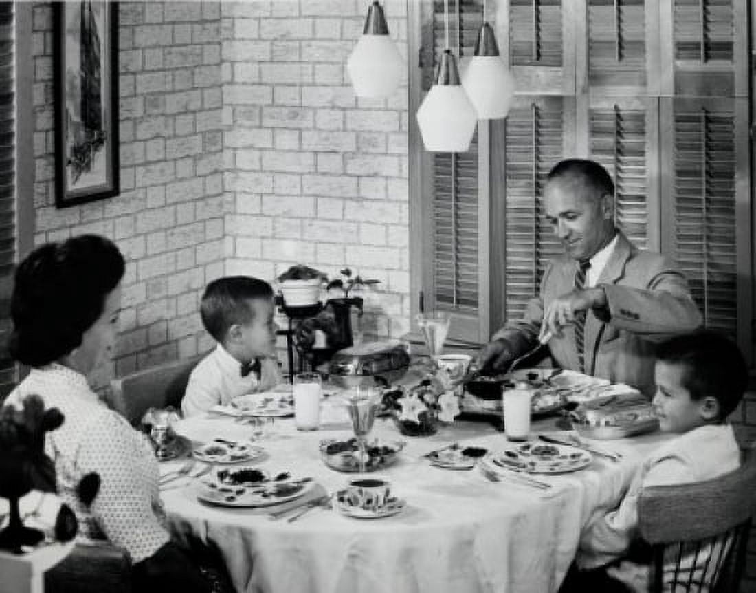 Parents eating with their children Canvas Art - (18 x 24)