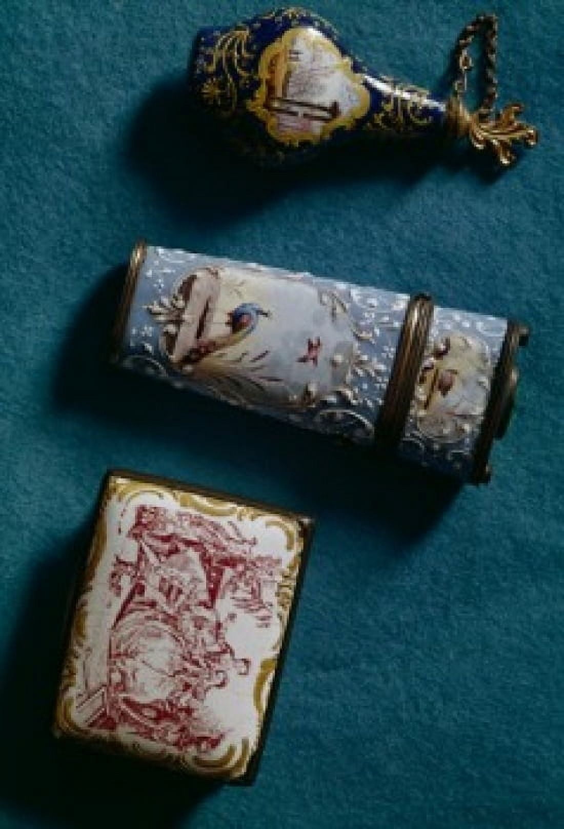 Parfum Bottle Etui and Tobak Box circa 18th century UK London London Museum Canvas Art - (24 x 36)