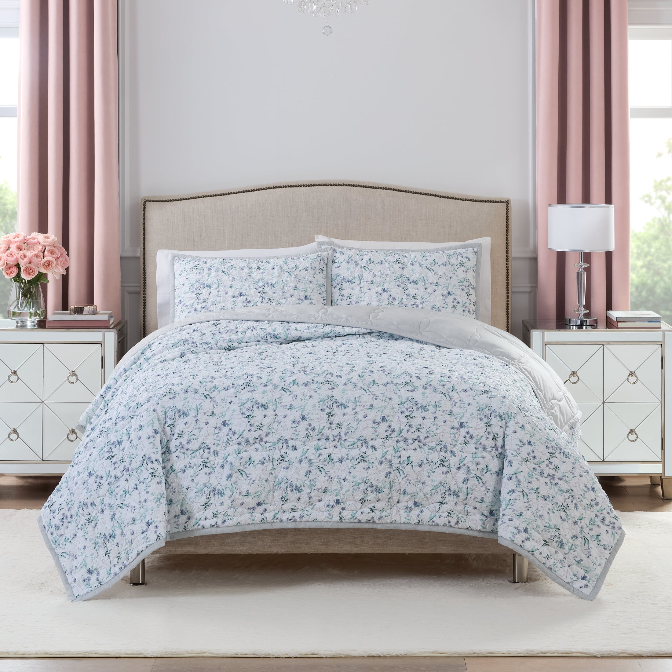 Paris Hilton Camille Lilac Grey Floral Quilt Set, Full/Queen, Reversible 3-Piece Bedding, Lightweight