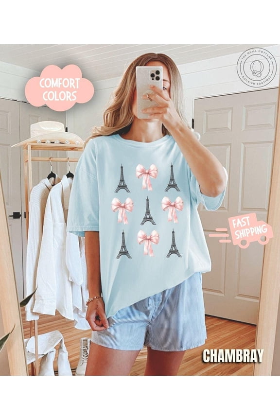 Paris Trip Shirt Travel Gift Love Paris Shirt Bow Coquette Eiffel Tower World Traveler Girl Oversized Cute Bow Vacation Tee
