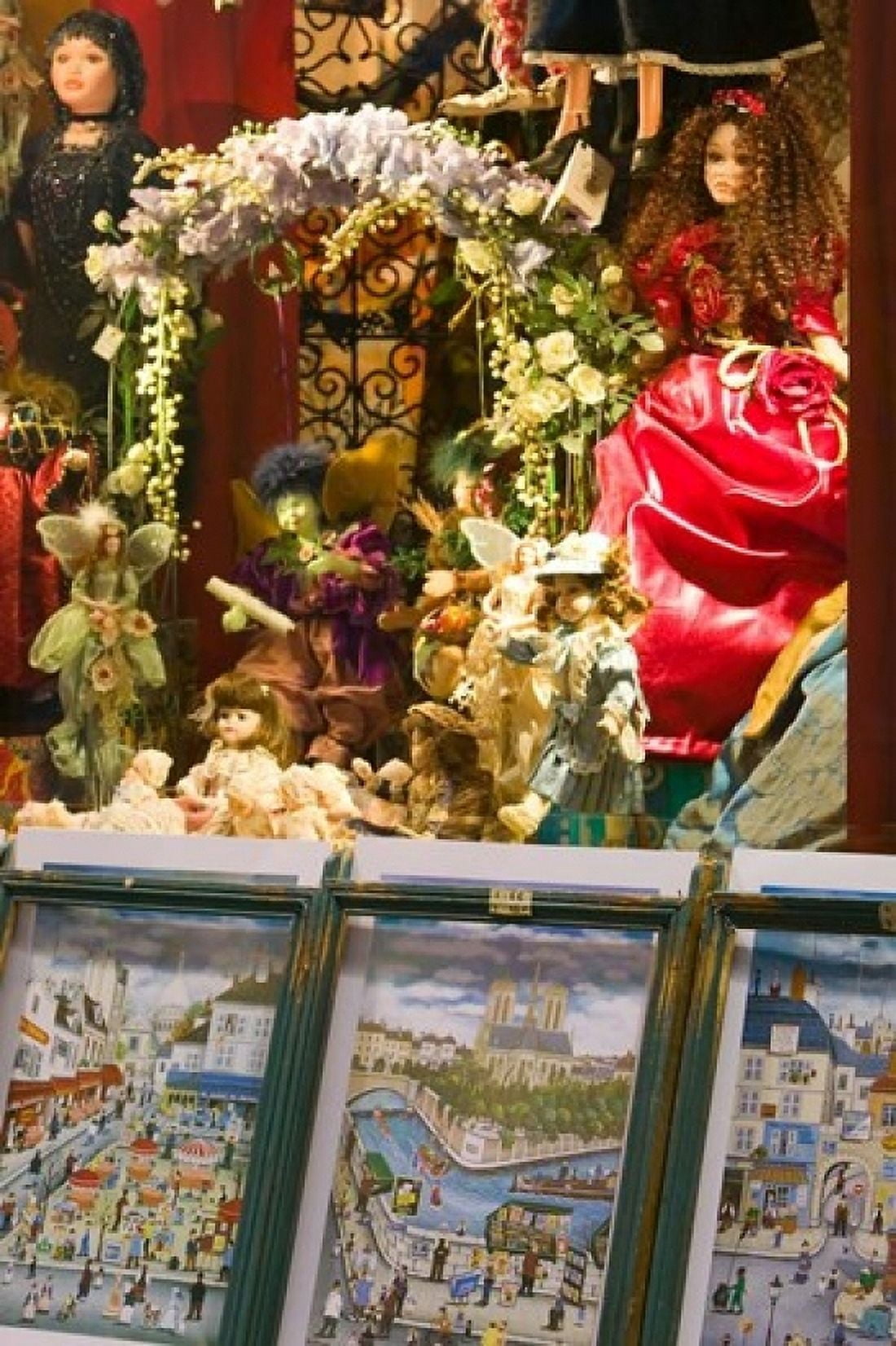 Parisian Prints Place du Tertre Canvas Art - Walter Bibikow DanitaDelimont (24 x 36)