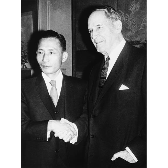 Park Chung-Hee And Retired General Douglas Macarthur Shake Hands. They Met At Macarthur'S Waldorf Astoria Tower Apartment In New York City History (24 x 36)