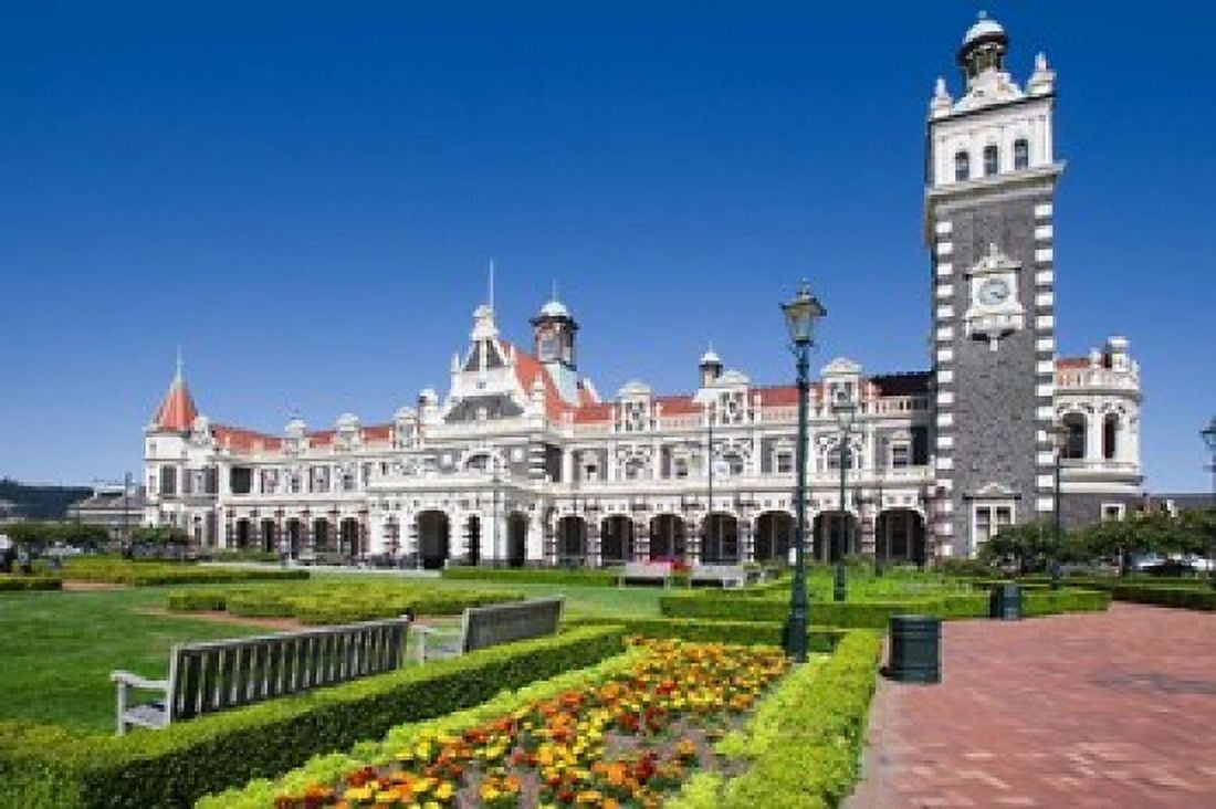 Park near Ornate Railroad Station Dunedin South Island New Zealand Canvas Art - Jaynes Gallery DanitaDelimont (26 x 18)