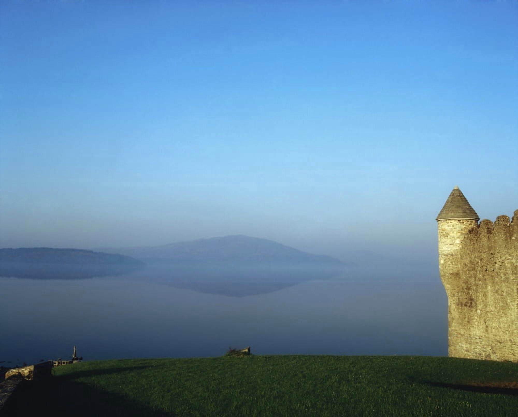 Parkes Castle Lough Gill County Leitrim Ireland Canvas Art - The Irish Image Collection Design Pics (17 x 13)