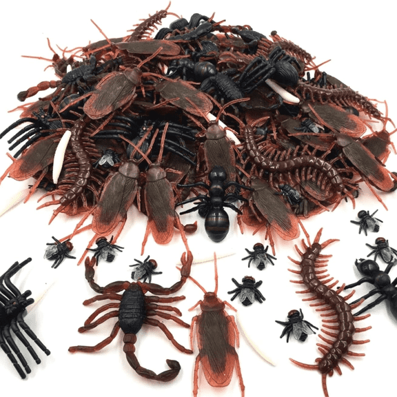 Party Favor Toys 148 Piece Fake Bug Set for Halloween Party Indoor Outdoor Decorations