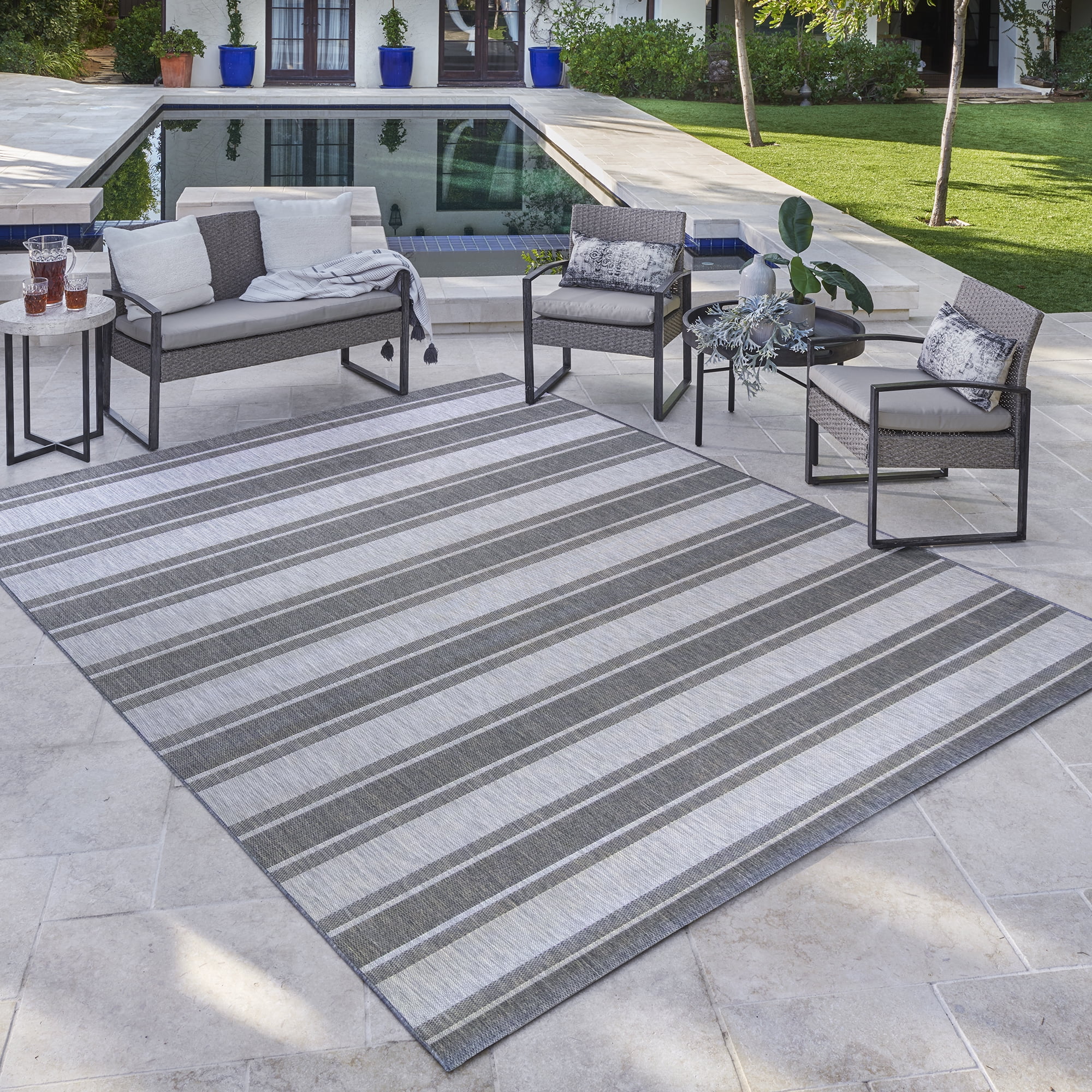 Gray and White Striped Synthetic Indoor/Outdoor Rug 5' x 7'