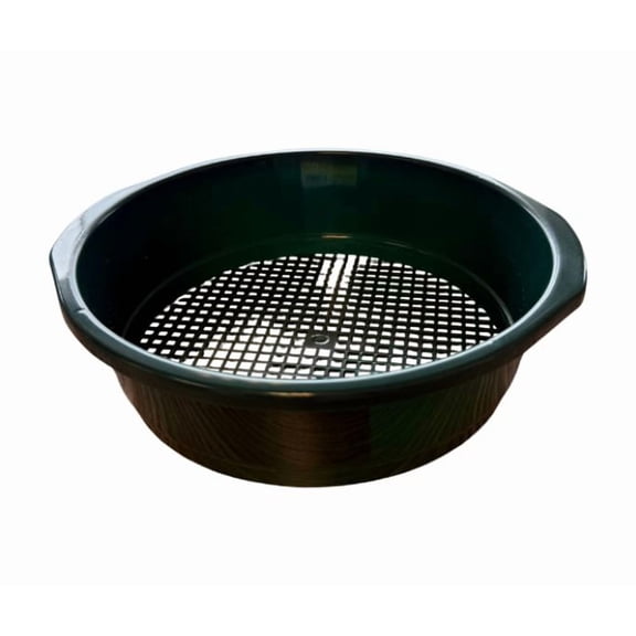 Past Horizons: Garland - Small Plastic Sieve