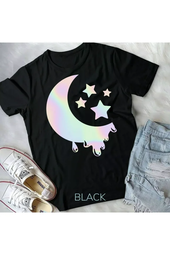 Pastel Goth Moon with Stars. Kawaii Pastel Goth Design Gift - Unisex Form T-Shir