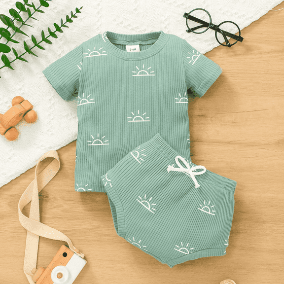 PatPat Baby Girl Clothes 2pcs 95% Cotton Ribbed Short-sleeve Green Top and Shorts Set for Baby Boy Size 3-6M