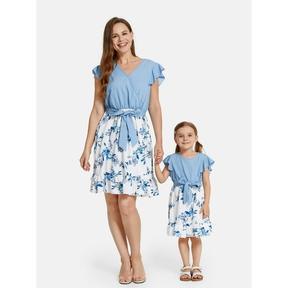 PatPat Mommy and Me Dresses Family Matching Outfits Blue Women M Floral Print Spliced Solid V Neck Ruffle Trim Sleeveless Dresses