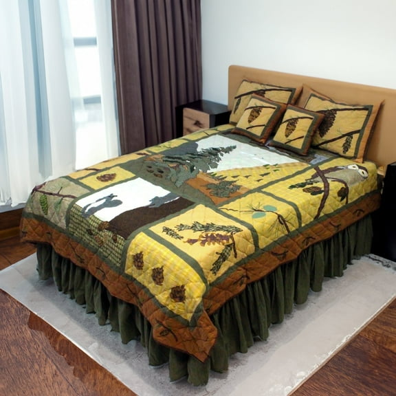 Patch Magic Pinecones Lightweight Reversible Cotton King Quilt  Adult, Teen