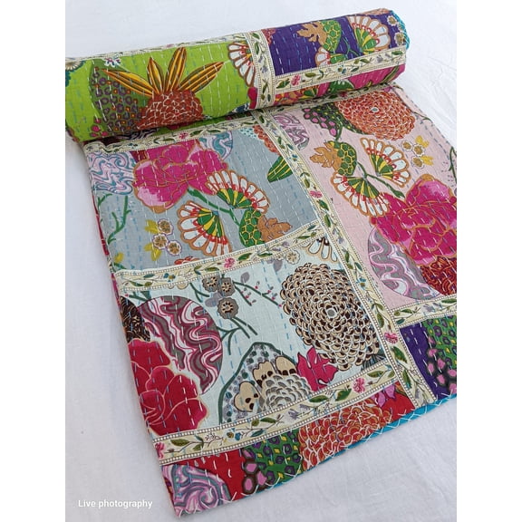 Patchwork Floral Handmade Kantha Quilt Unique Design Handmade Kantha Quilted Bedding Bedspread Handblock Print Throw Blanket Well-Looking