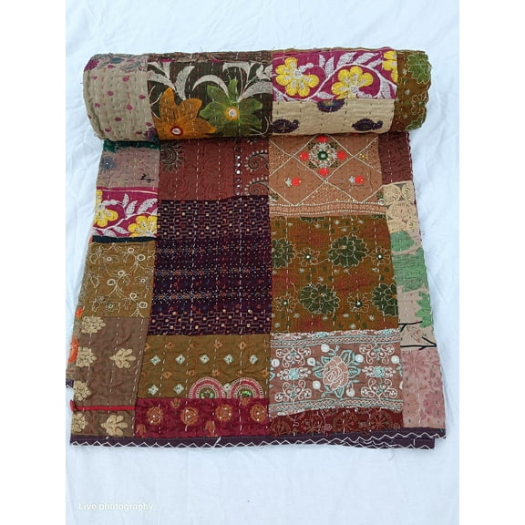 Patchwork Floral Handmade Kantha Quilt Unique Design Handmade Kantha Quilted Bedding Bedspread Handblock Print Throw Blanket Well-Looking
