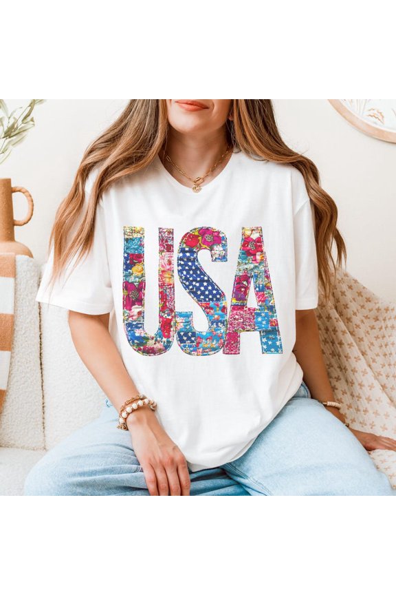 Patchwork USA T-Shirt, Floral Boho 4th of July Shirt for Women, Patriotic American Tee, Cute Family Reunion Gift, Independence Day Top