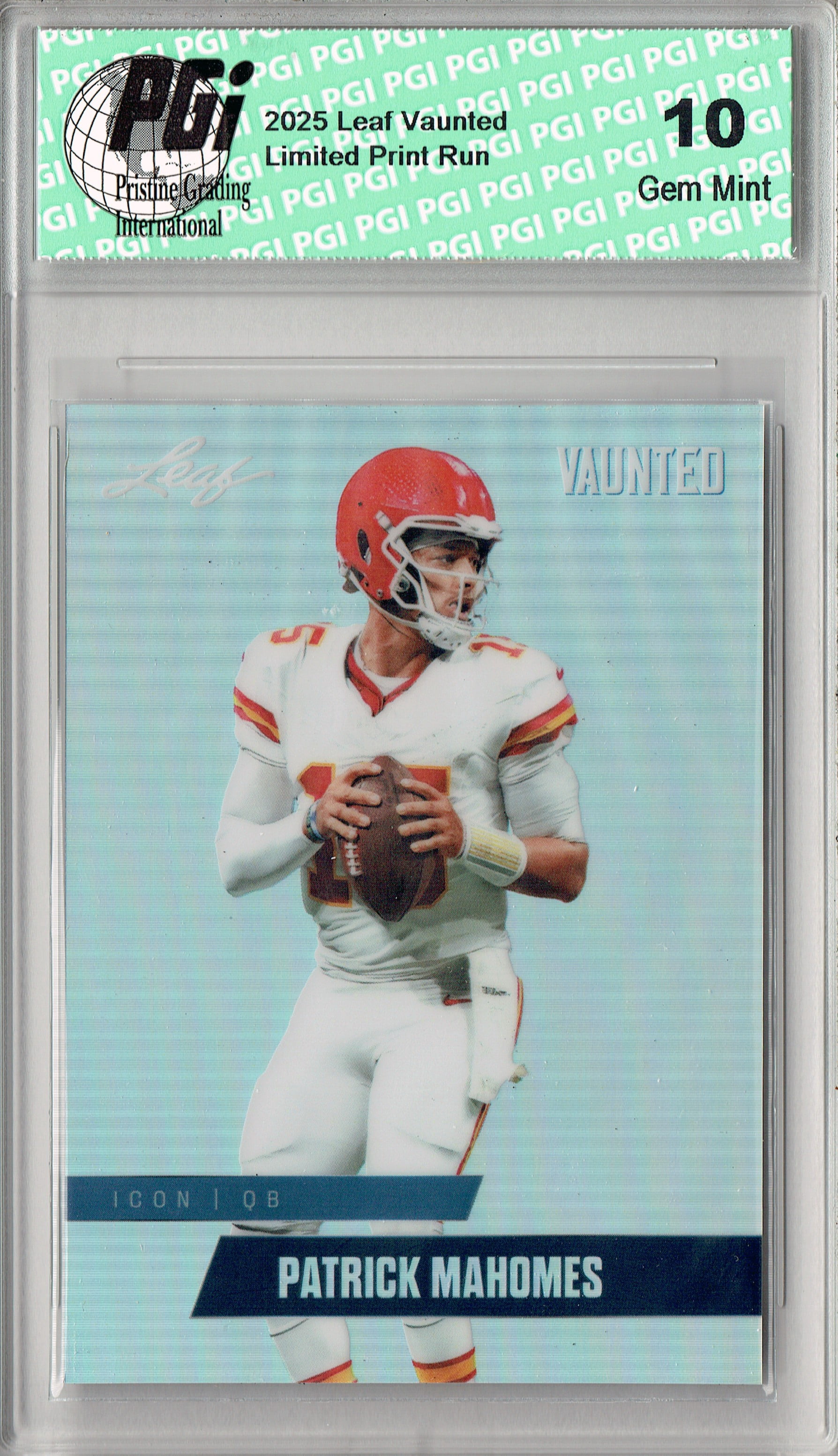 rare patrick mahomes cards Fan finds rookie at thrift store Patrick Mahomes RARE GOLD REFRACTOR