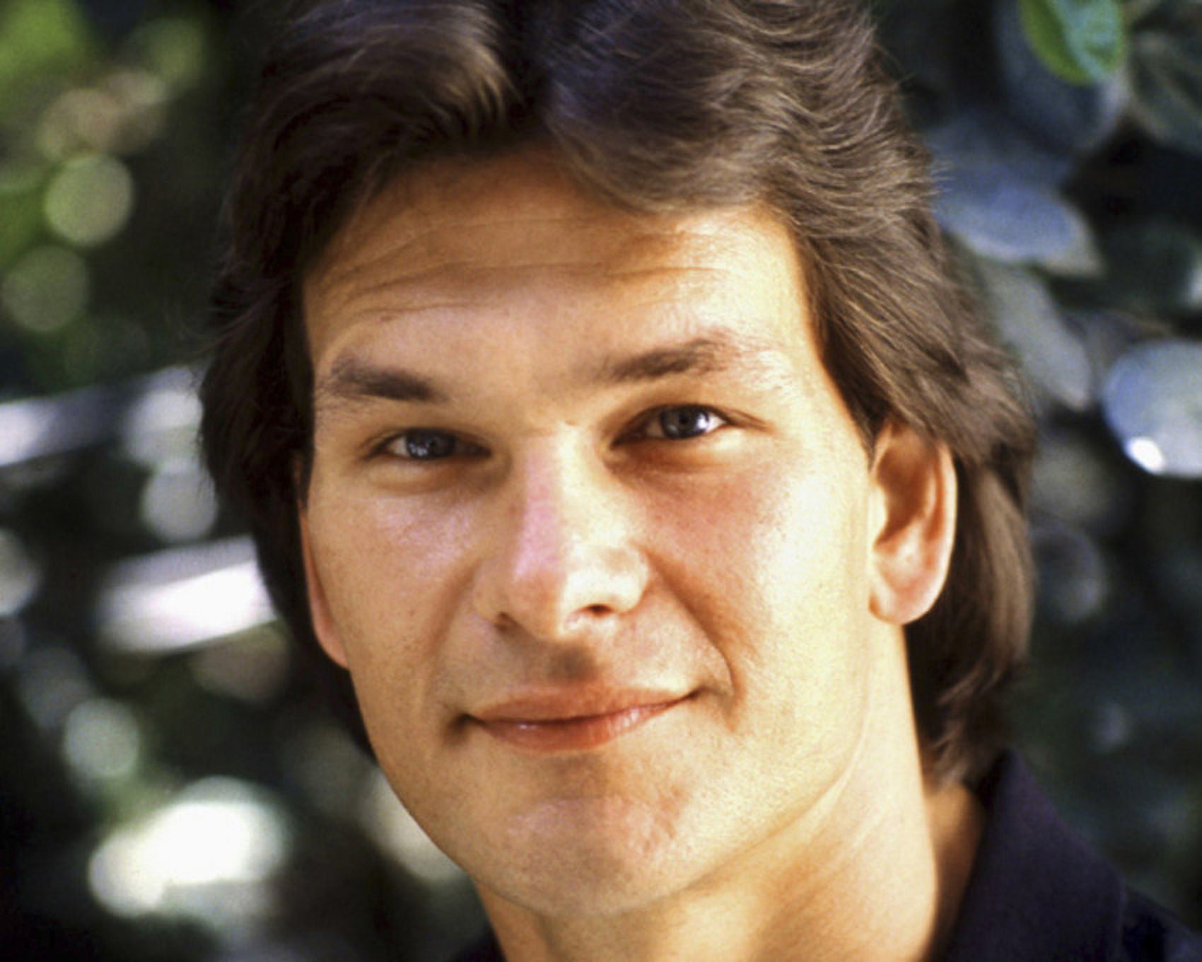 patrick-swayze-handsome-facial-portrait-24x36-classic-hollywood-poster