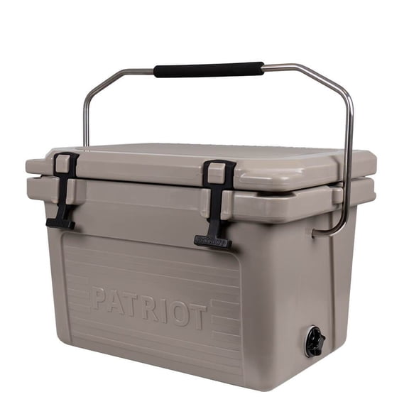 Patriot Coolers 20 Quart High Performance Rotomolded Cooler - Sand