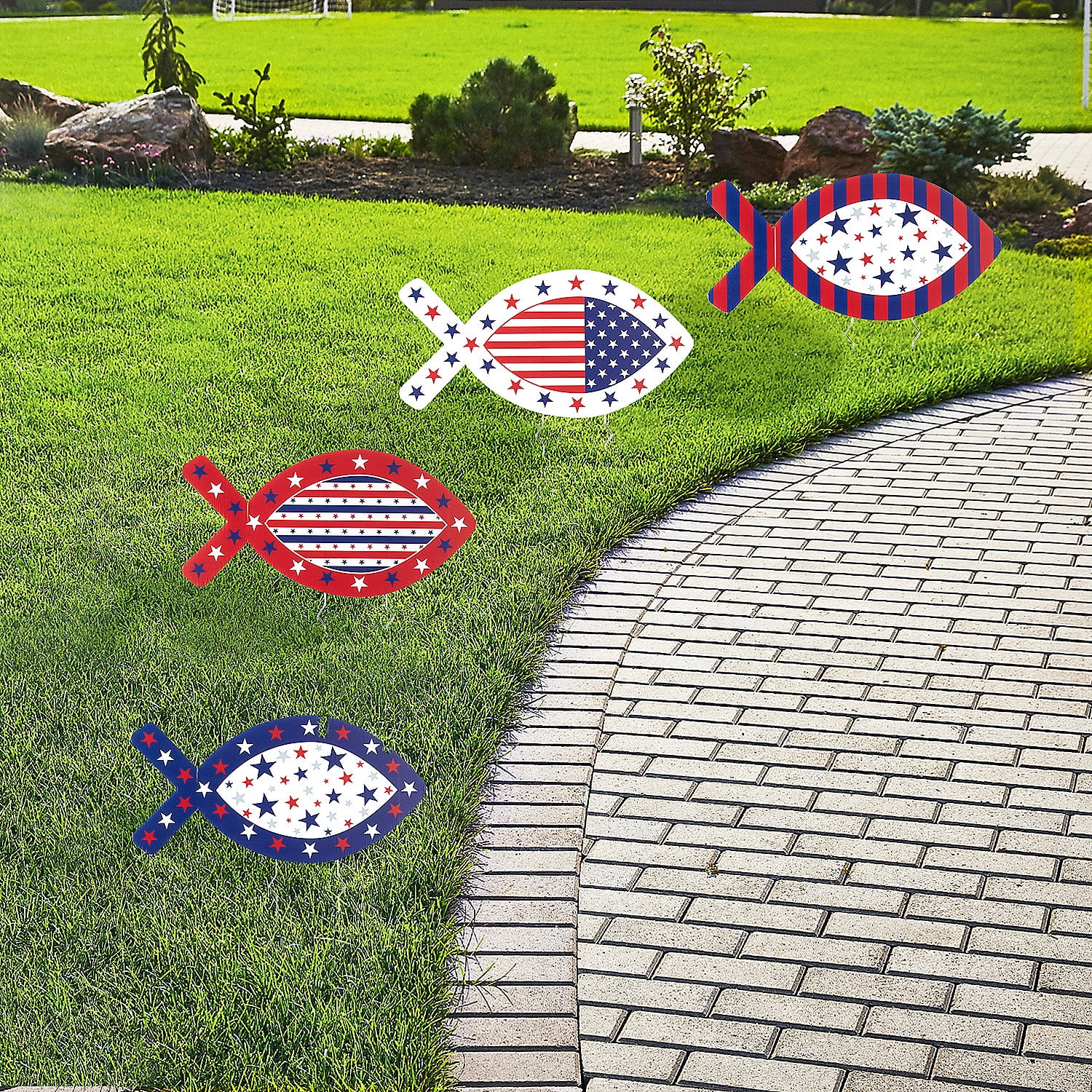 Patriotic Red White and Blue Fish Yard Stake Set