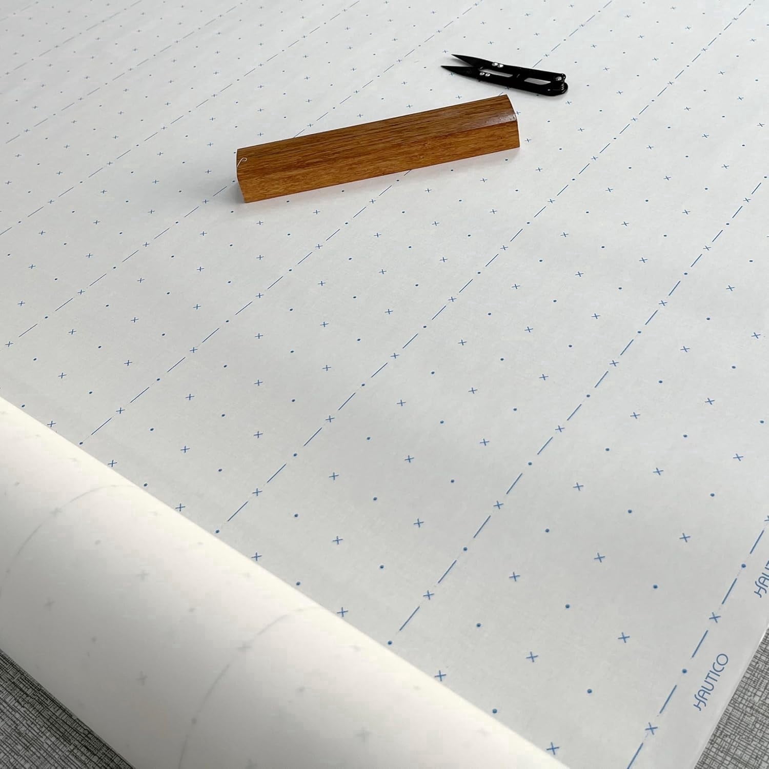 HAUTICO 45 inch x 20 yards Dotted Tracing Paper for Fashion Design