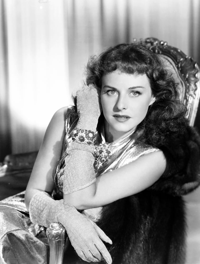 Paulette Goddard Canvas Art - (16 x 20)