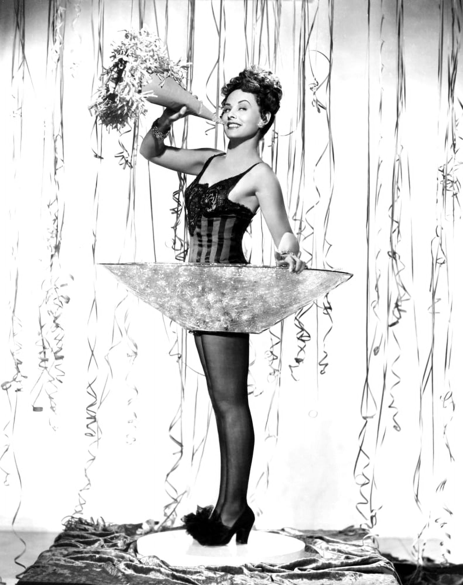 Paulette Goddard Canvas Art - (16 x 20)