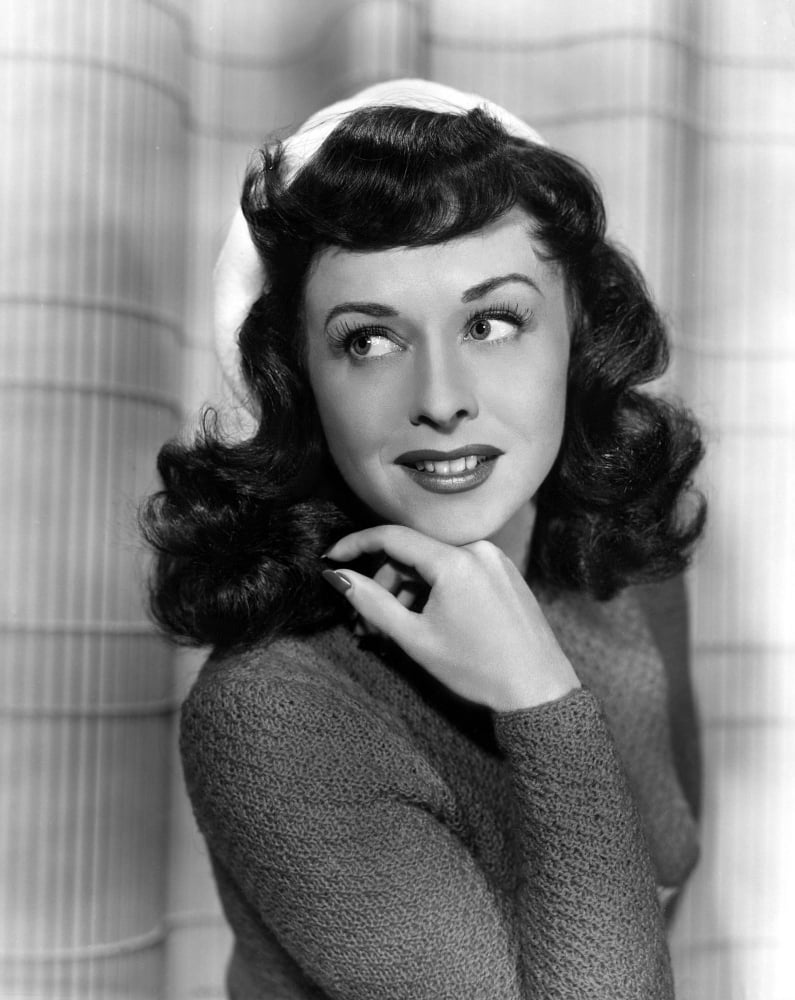 Paulette Goddard Canvas Art - (16 x 20)