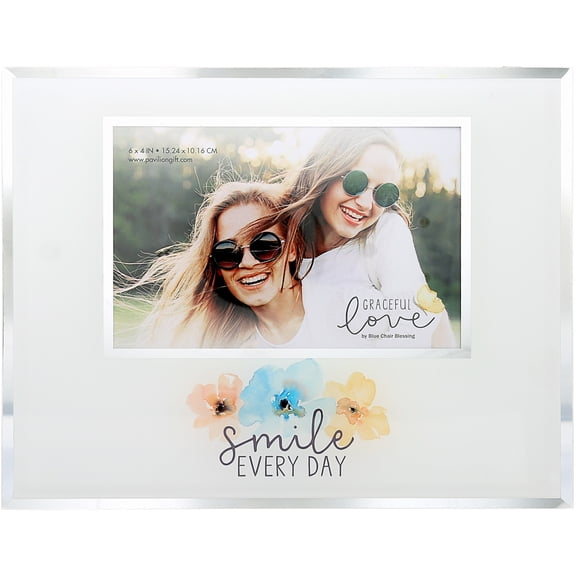 Pavilion Gift Company - Smile - 9.25" x 7.25" Frame
(Holds 6" x 4" Photo)