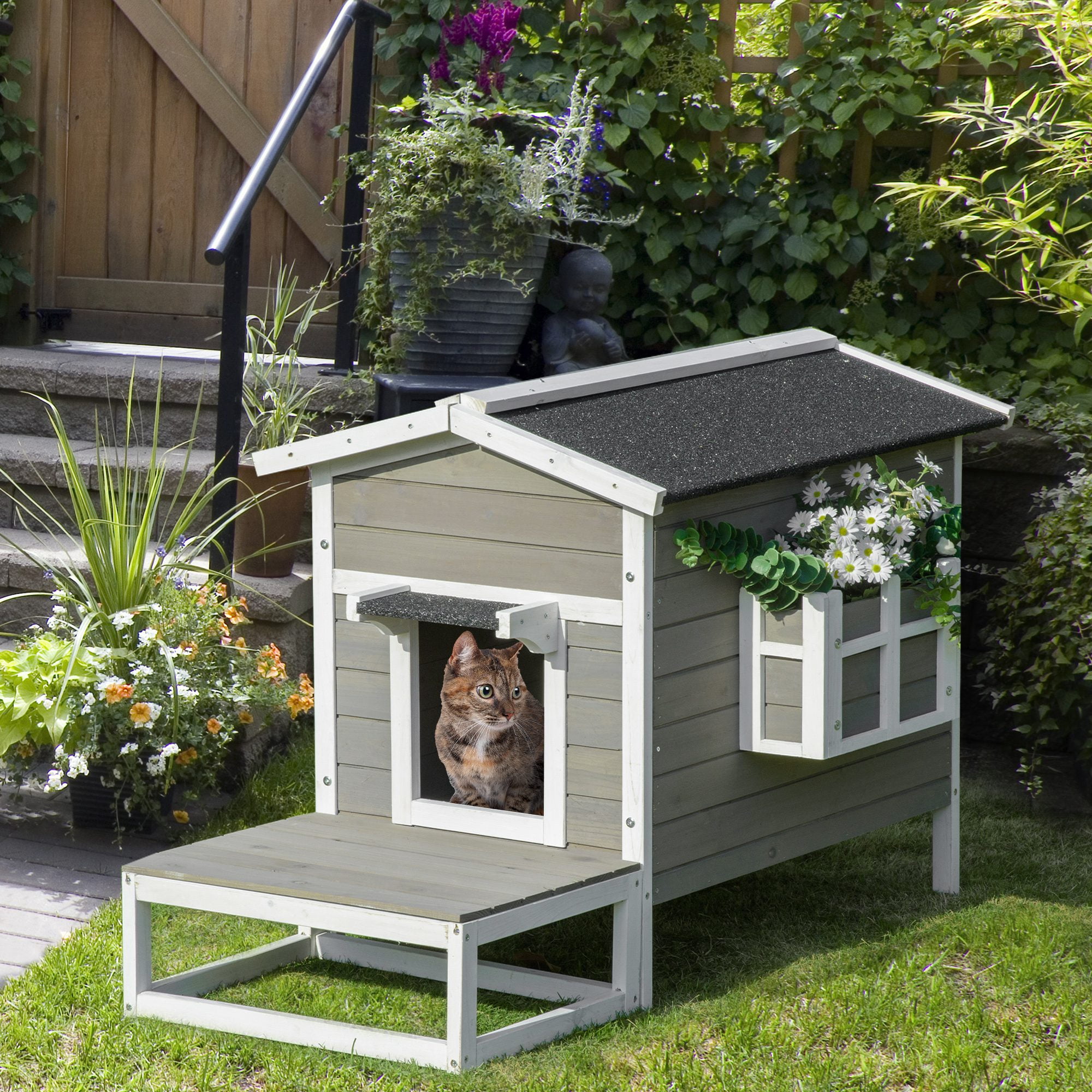 Outdoor cat hut deals
