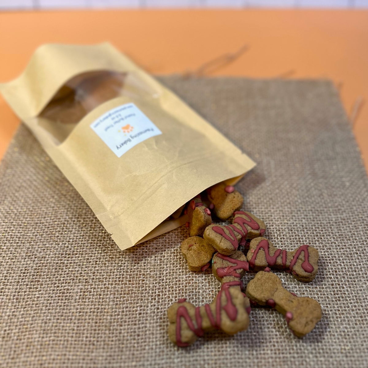 Pawmazing Bakery, Peanut Butter Treats with Icing, All Natural, Dog