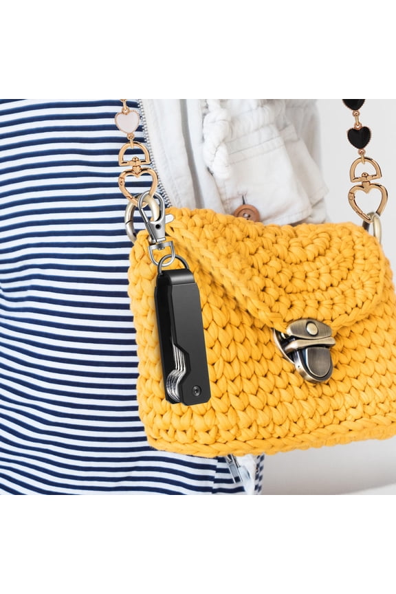 Compact Black Key Holder for Men Aluminium Alloy Keychain with Sleek Functional Design