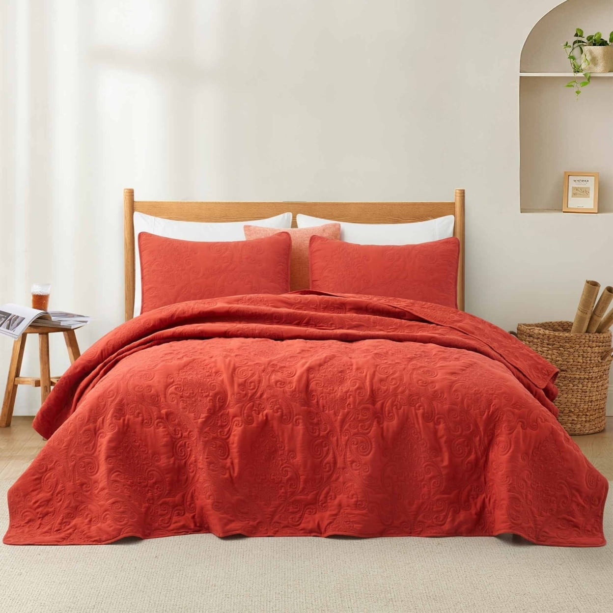 King Size Red Reversible Microfiber Quilt Set