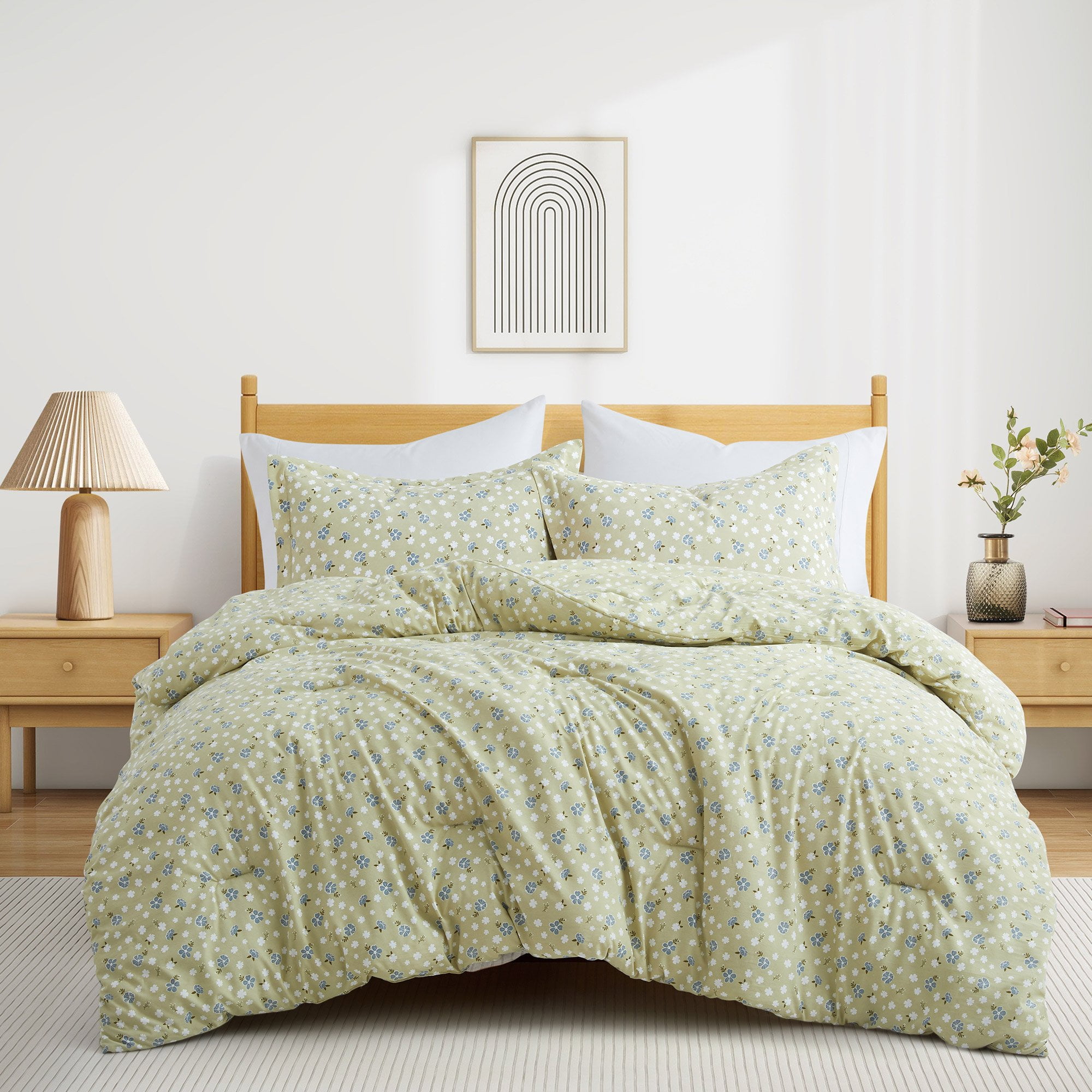 King Green Floral Microfiber Down Alternative Comforter Set