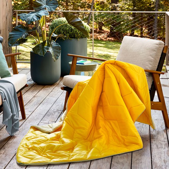 Peace Nest Ultra Ligthweight Outdoor Blanket, Yellow, 84x80"