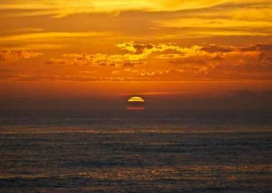 Peaceful Sunset I Canvas Art - Lillian Turner (20 x 28)
