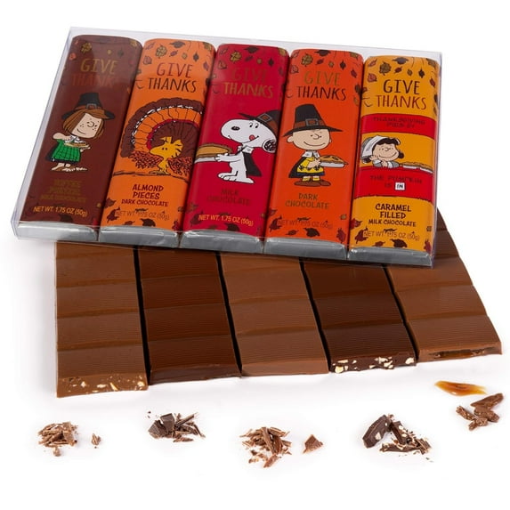 Peanuts Chocolate Thanksgiving Variety Gift Pack, Snoopy Gourmet Bar Snack Set, Charlie Brown Gifts for Kids, 1.75oz 5-Bar Rich Belgian Chocolate Give Thanks Box Set, Kosher Candy, Host Gift Shopping