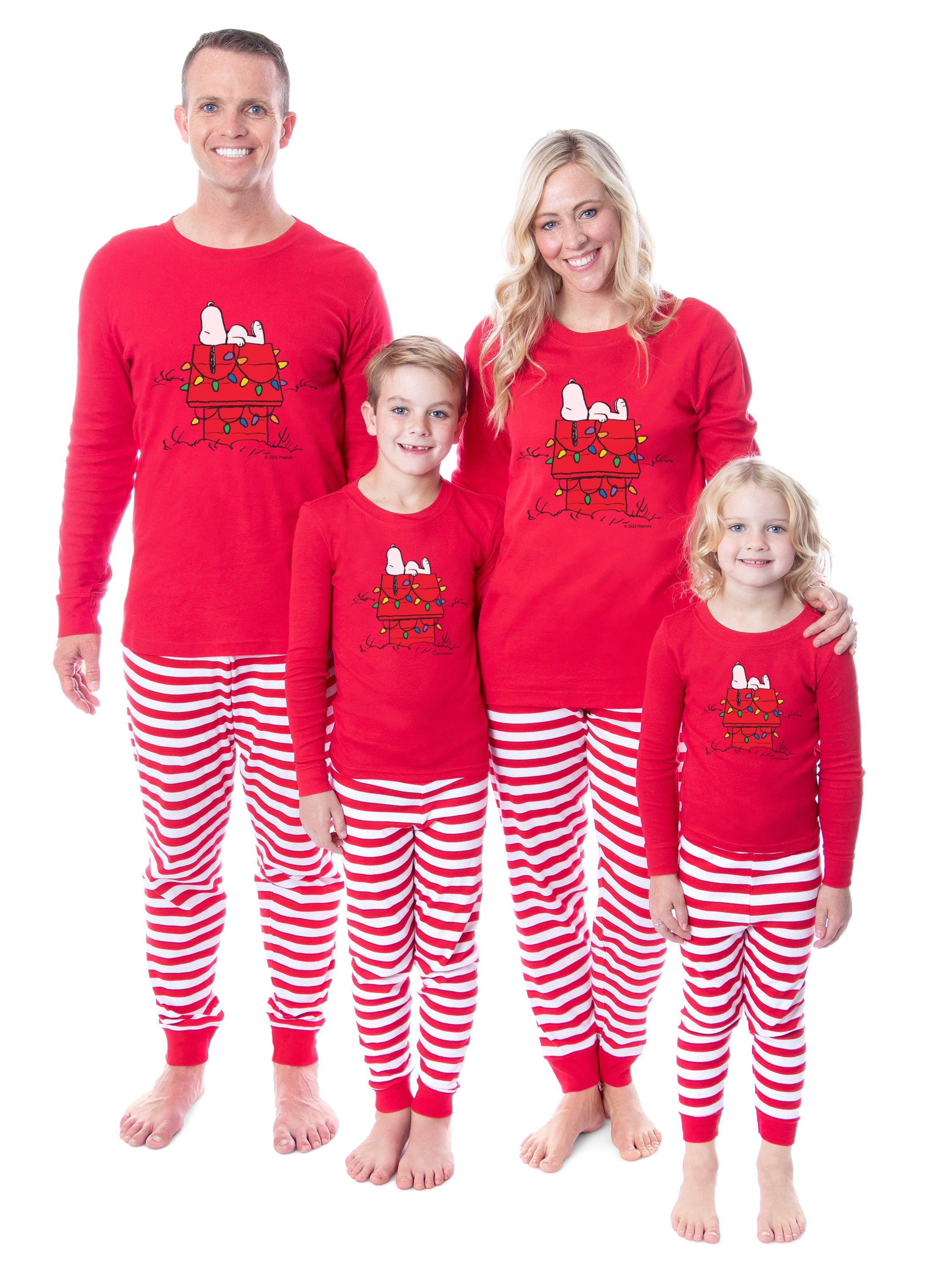 Peanuts Christmas Tight Fit Cotton Matching Family Pajama Set (Child, 8)