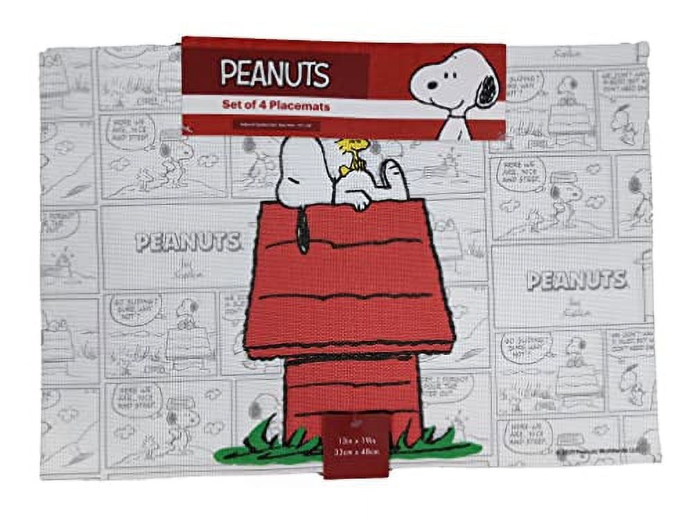 Peanuts Set of 4 Placemats Snoopy Woodstock Doghouse 13