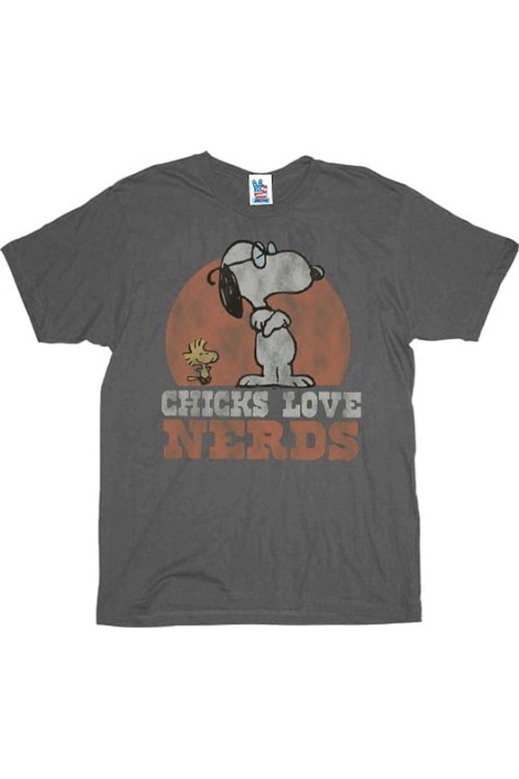 Peanuts Snoopy Chicks Love Nerds Adult Charcoal T-Shirt