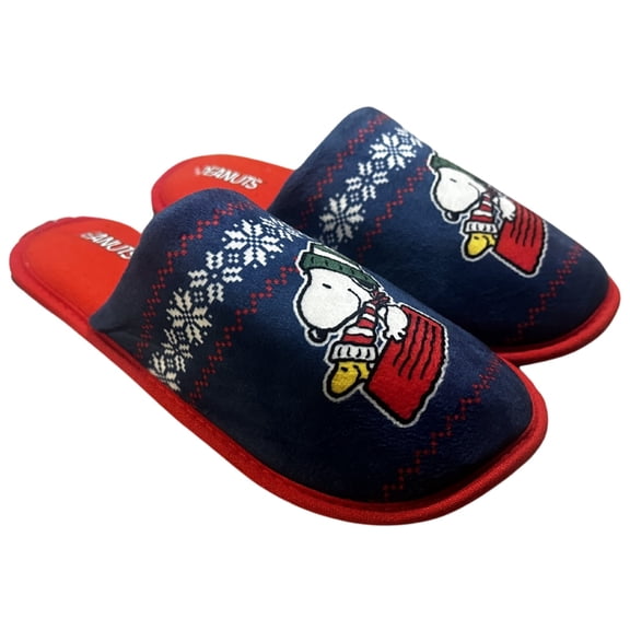 Peanuts Snoopy Christmas Theme Family Slippers Youth Slippers Winter Footwear Blue with a Red Trim M 11-12