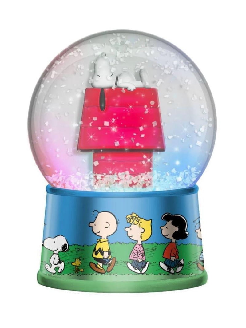 Peanuts Snoopy & Woodstock Gang Light Up Snow Globe - Indoor