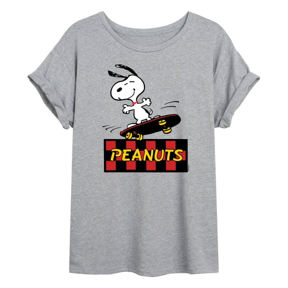 Peanuts - Snoopy Skater  - Women's Oversized T-Shirt
