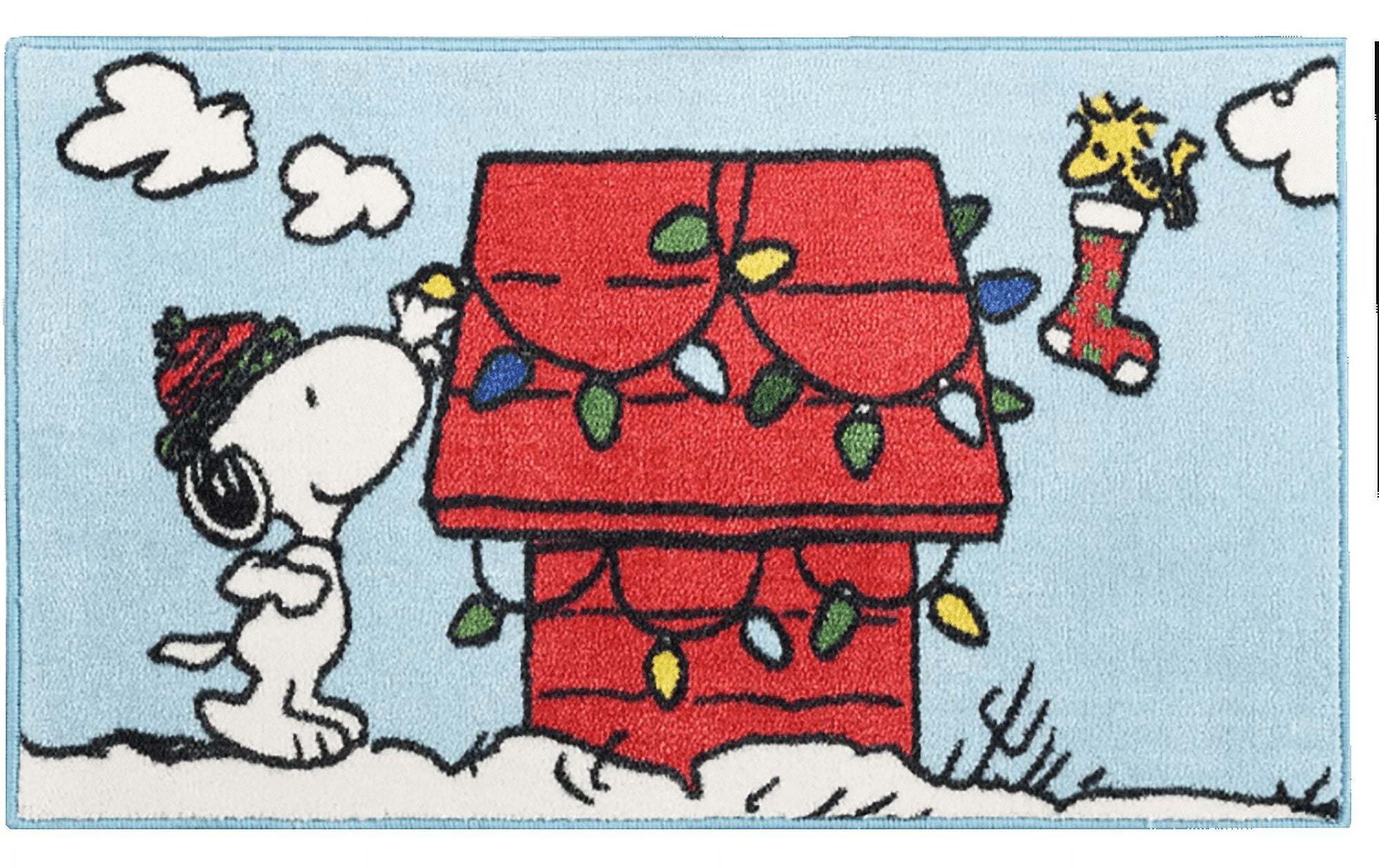 Peanuts Snoopy Woodstock Accent Rug, Christmas Dog House, 18"x30